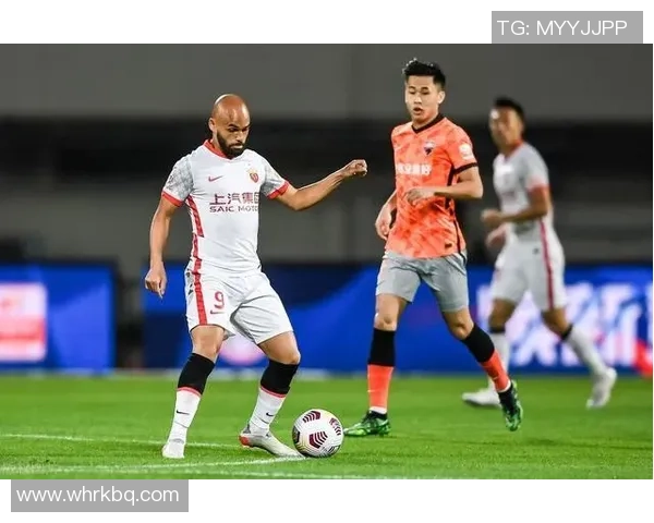 赛后复盘分析深圳足球队与杭州足球队的竞技状态与表现对比 赛后复盘分析深圳足球队与杭州足球队的竞技状态与表现对比