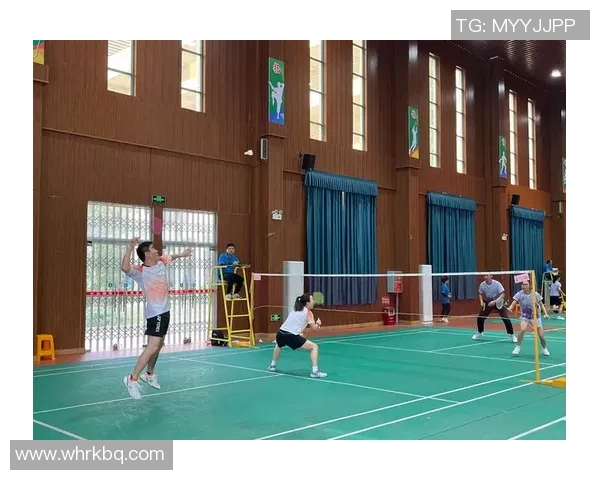 赛后复盘：探讨上海羽毛球队与武汉羽毛球队的团队协作与战术执行