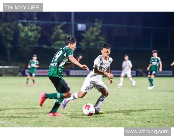 重庆足球队在冠军赛中的比赛经验与表现深度解析