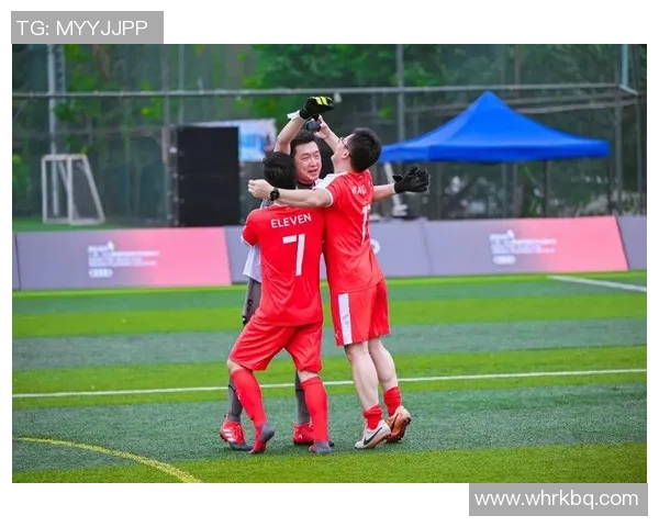 黄静专访：从绿茵场到人生舞台的足球旅程回顾与展望