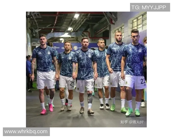 篮球明星与足球明星的对比与相似之处探讨