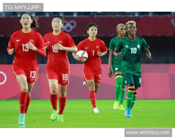 足球明星佩戴头箍的时尚瞬间展现个性与风采的精彩图片合集